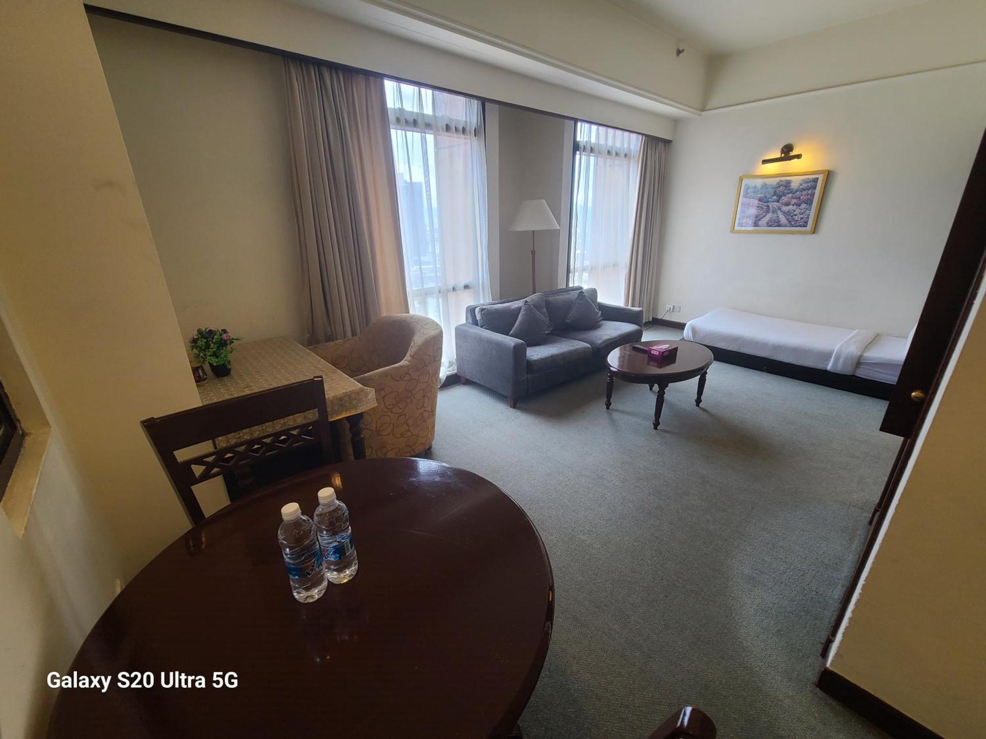 Kl Time Square Hotal Sarvice Suite กัวลาลัมเปอร์ ภายนอก รูปภาพ